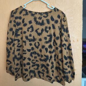 Everleigh Women's XL Brown and Black Leopard Print Blouse